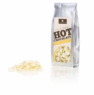 HOT CHOCOLATE 0411 HORKÁ ČOKOLÁDA V PECIČKÁCH - MLÉČNÁ 225x80x45 mm 200 g 110,57 Kč Jemná mléčná čokoláda s minimálně 33% obsahem kakaa.