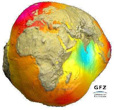 Mise CHAMP CHAllenging Minisatellite Payload (Minidružice s inovativními palubními přístroji) První operační aplikace SST-hl ke studiu gravitačního pole GPS přijímač: měření polohy družice ve volném