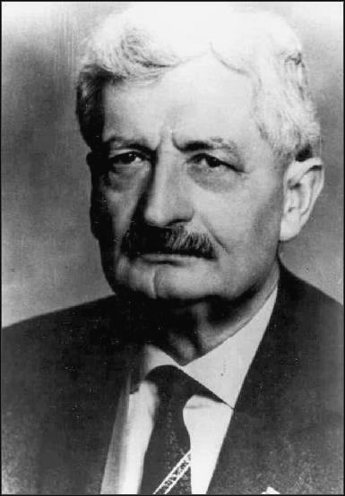 Historie Průkopníci Hermann Julius Oberth (25. června 1894, Sibiu, Sedmihradsko, Rakousko-Uhersko 28. prosince 1989, Norimberk, Západní Německo) Německý fyzik a průkopník v oblasti raket.