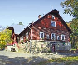 Doporučujeme navštívit samotné Perníkové hejtmanství pod Kunětickou horou, kde unikátní Muzeum perníku a pohádek láká nejen vůní, ale i poutavými historkami.
