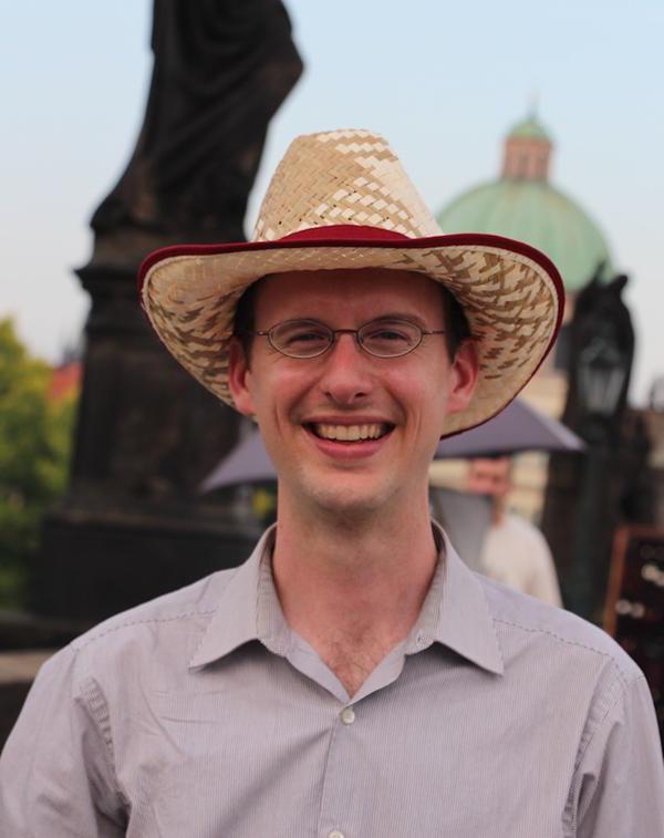 Prof. Lee Bidgood Univerzita: East Tennessee State University Specializace: Hudba, etnomuzikologie Na UK: Fakulta humanitních studií, UK Pobyt: září 2018 červen 2019 Lee Bidgood je aktivní hudebník a