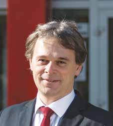 FAKULTY A INSTITUT 21 Studijní oddělení Vedoucí studijního oddělení Mgr. Ivana Berníková 224 382 360, bernikova@pef.czu.cz Ing. Martin Pelikán, Ph.D.