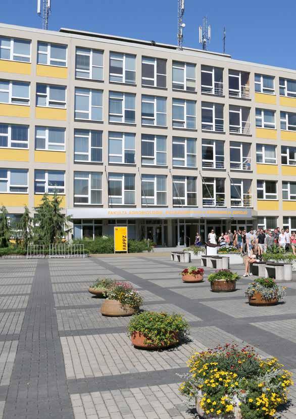 Fakulta agrobiologie, potravinových a přírodních zdrojů Základní informace o fakultě Fakulta nabízí studentům široké spektrum vzdělání pokrývající oblasti zemědělské a zahradnické produkce, zahradní