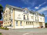 / noc se snídaní, wellness centrum 135 15 Rodinný wellness hotel nabízí komfortní ubytování, bohatou nabídku relaxačních procedur, vnitřní bazén, vířivou vanu, hydromasážní vanu, fi nskou