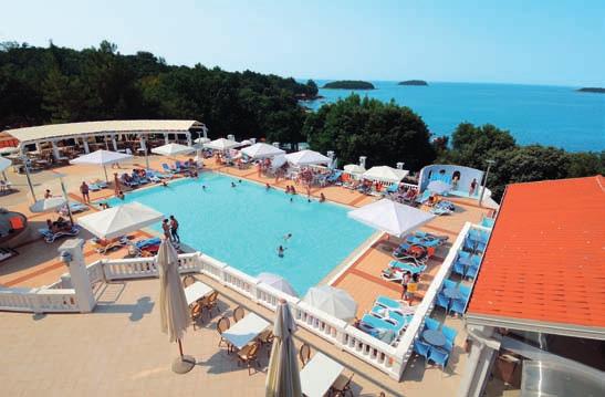 ChoRVATsko > vrsar All inclusive resort Funtana Bungalovy Petalon 15 % do 31. 1. 15 % do 31. 1. Poloha: Doporučujeme pro rodiny s dětmi komplex čtyř pavilonů v zeleni, v klidném prostředí, cca 3 km od Vrsaru.