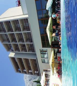 , whirlpool, masáže, fi tness ZDARMA, v blízkosti tenisové kurty, půjčovna kol, vodní sporty. Poznámka: parkování za poplatek cca 5 eur/den. V období 15.6.-7.9.