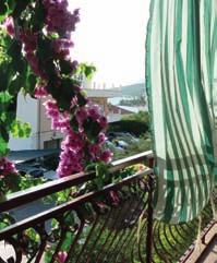 CHorvatsko > gradac apartmány Herceg apartmány roić 15 % do 31. 12. 20 % do 31. 12.* 15 % do 31. 1. 10 150 Poloha: apartmánový dům, v samém centru letoviska Gradac, přímo na pobřežní promenádě, u nejkrásnějších oblázkových í.