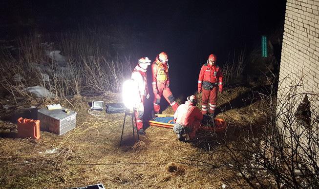 služby. MUDr. Jana Kubalová, vedoucí odboru vzdělávání ZZS JMK a Mgr. Andrea Lišková, hlavní sestra ÚN Brno přiblížily posluchačům krajské cvičení Dálnice 2016.