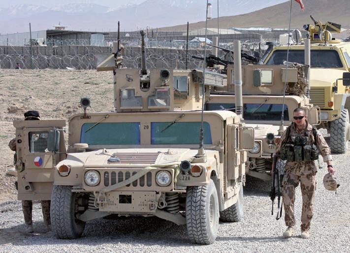 Ministerstvo obrany ČR Mise Mezinárodních bezpečnostních podpůrných sil (ISAF), Afghánistán Česká republika působila v roce 2010 v misi ISAF na území Afghánistánu v prostoru dvou regionálních
