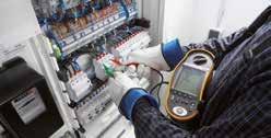 Jako vždy mimořádné funkce, rychlejší měření a robustní provedení Perfektní řešení pro měření instalací Specifikace (Podrobnější informace naleznete na webových stránkách Fluke) Konstrukce měřicí