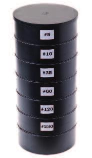 příslušenství, měřicí páska, nylonový kabel, rukavice atd., čisticí kartáček, vše přehledně uložené v hliníkovém boxu Obj. č. WIN394300111 Robustní a univerzální pro mnoho typů půdy SADA TESTOVACÍCH SÍT Pro stanovení zrnitosti půdy.