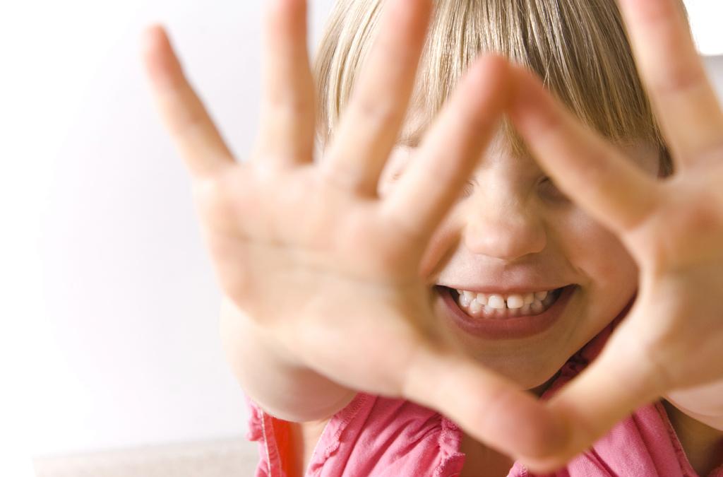 D) Předškolní vzdělávání D) Předškolní vzdělávání Cílem předškolního vzdělávání je dle školského zákona podporovat rozvoj osobnosti dítěte předškolního věku, podílet se na jeho zdravém citovém,