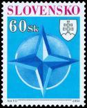 - modrý bod na hornom okraji ZP 7 známky nad písmenom N nápisu SLOVENSKO, - modrý na okraji PL vpravo od ZP 8, - modrý bod na okraji PL vpravo od ZP 10, modrý bod na okraji PL vpravo dole od ZP 10 B: