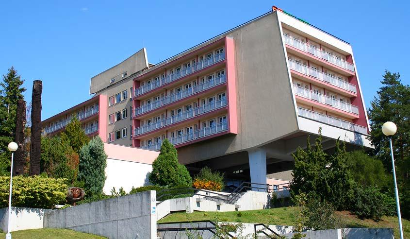 5 NÁRODNÍ CENTRUM OŠETŘOVATELSTVÍ A NELÉKAŘSKÝCH ZDRAVOTNICKÝCH OBORŮ Národní centrum ošetřovatelství a nelékařských zdravotnických oborů v Brně je vzdělávacím centrem především pro podporu a rozvoj
