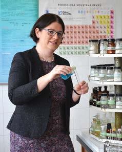 chemie a Bezpečnost a kvalita léčiv. Jako členka, resp. předsedkyně organizačního výboru se podílela na organizaci 6 konferencí Syntéza a analýza léčiv.