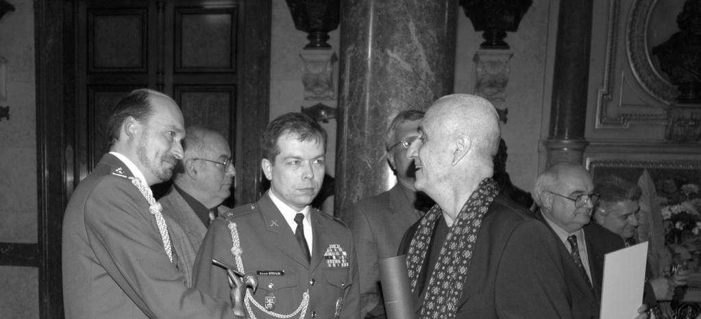 V letech 2004-2005 naplňovala Asociace muzeí a galerií ČR projekt Posílení vnímání sféry ochrany movitého kulturního dědictví jako součásti neziskového sektoru v ČR.