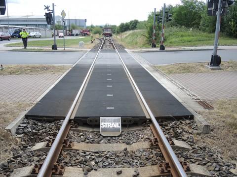 má vzájemné závislosti se staničním reléovým zabezpečovacím zařízením cestového systému žst. Klatovy.