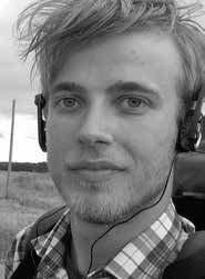 A podíl na tom mají i dva úžasní chlapi - producent Charlie Bauerfeind a Martin Häusler, který se postaral o úžasný 3D cover, říká zpěvák Andi Deris.