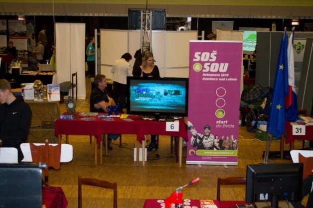 Výstava Vzdělávání 2016 Masarykův kulturní dům Mělník V letošním školním roce se první prezentační výstava pod názvem Vzdělávání 2016 konala dne 12. 10. 2016 od 9.00 do 16.
