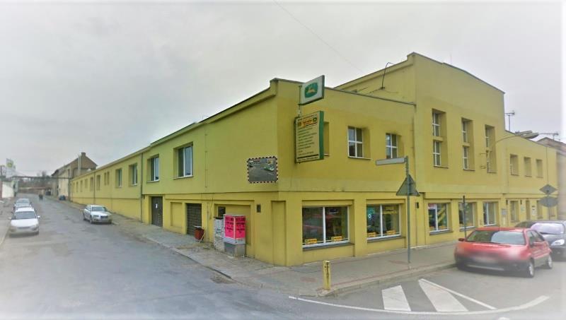 Škola nabízí široké spektrum vzdělávacích oborů, poskytuje nejen moderní vybavení, ale i zázemí pro mimoškolní aktivity a umožňuje využití nových metod a forem vzdělávací činnosti.