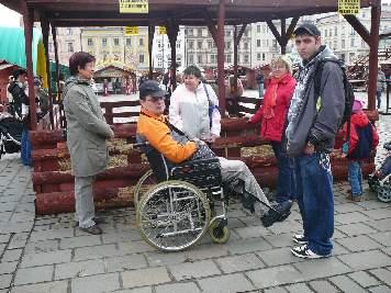 Poté jsme se vydali do Národopisného muzea shlédnou loutky již zaniklého loutkového divadla DAS, které se nacházelo v Plzni Slovanech. Překrásné loutky byly od jiřího Trnky k pohádce Broučci.