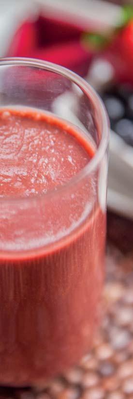 NOVOROČNÁ OČISTA Recepty na Nutriblasty SILNÁ KOMBINÁCIA: ČUČORIEDKOVO-CVIKLOVÝ BLAST 500 g špenátu 125 g čučoriedok 250 g jahôd 1 lyžička chia semienok 65 g mandlí 65 g cvikly 250 ml