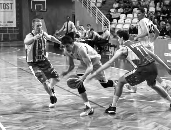 Do konce sezóny zbývají poslední dva zápasy. O bronz si to v nich rozdáme s celkem Pardubic. Basketbal začal v tomto městě psát svoji historii v 50.