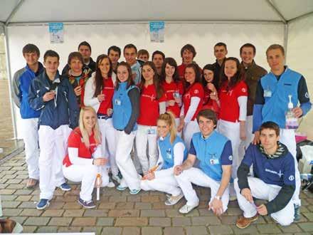 2013 MEDICKÁ BEÁNIE Beánie je tradiční ceremoniál, při kterém jsou studenti 1. ročníku univerzitního studia vítáni a přijímáni mezi své kolegy a spolužáky.