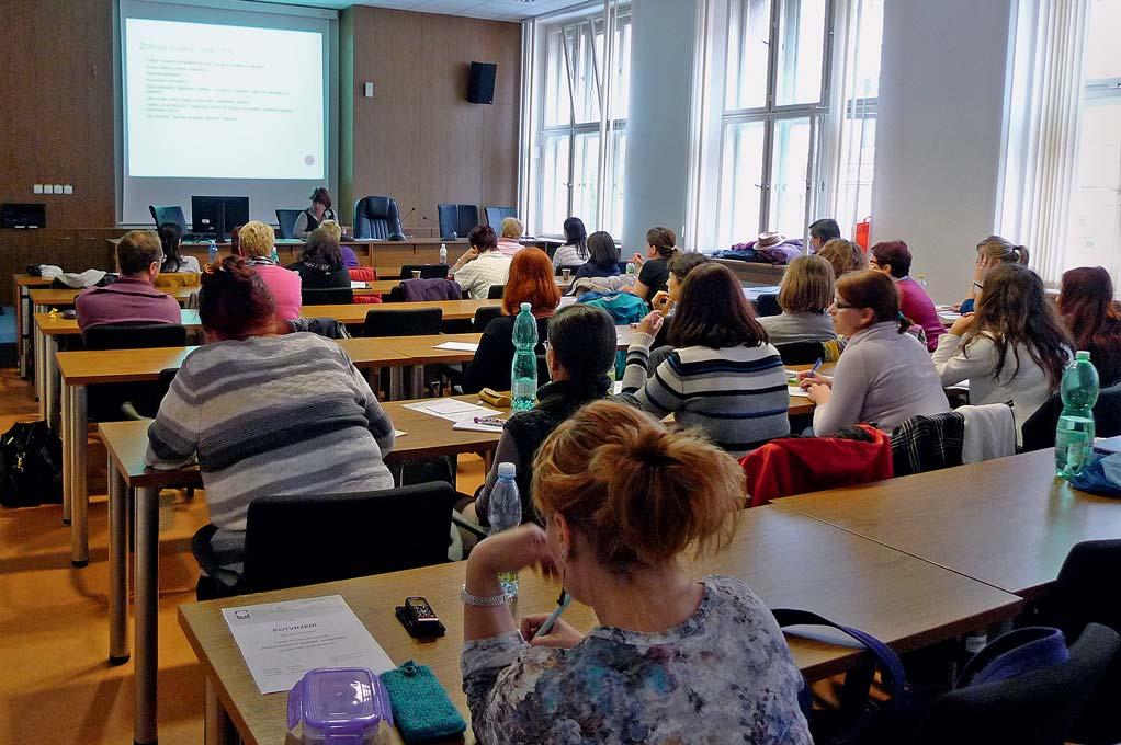Prezentační činnost Své služby jsme prezentovali veřejnosti v rámci akce Týden otevřených kostelů (str. 49) a na Festivalu sociálních služeb Poznejme se navzájem (str. 51) v Hradci Králové.