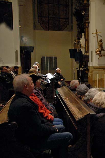 Prezentační činnost Účastnili jsme se Festivalu sociálních služeb Poznejme se navzájem (str. 51) a akce Týden otevřených kostelů (str. 49) v Hradci Králové. Doc. MUDr. Ladislav Slováček, Ph.D. a Bc.