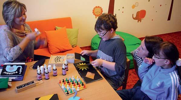 Dětský karneval a Mikulášskou besídku jsme zorganizovali pro rodiny z Hradce Králové a okolí, stejné akce jsme uskutečnili i pro rodiny v Jičíně.