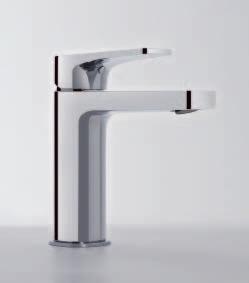 součástí je i držák na ručník.