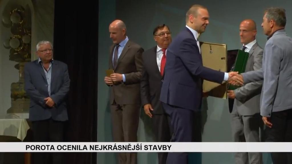 Hlavně děkuju městu Plzeň za to, že tenhle úžasnej stánek můžeme využívat, můžeme v něm vychovávat spoustu mladejch hokejistů, doufám, že jich do budoucna bude co nejvíce, takže za to strašně moc