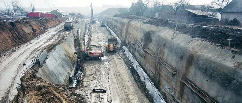 Vliv výstavby SOKP v Suchdole na okolí průběh stavebních prací na povrchu (hloubený tunel) výstavba tunelů a křižovatek - cca 3,5 km