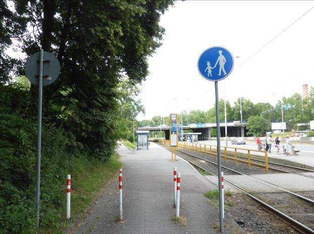 nám. 5, 702 00 Ostrava - trasa 5 vedení po vozovce ul.