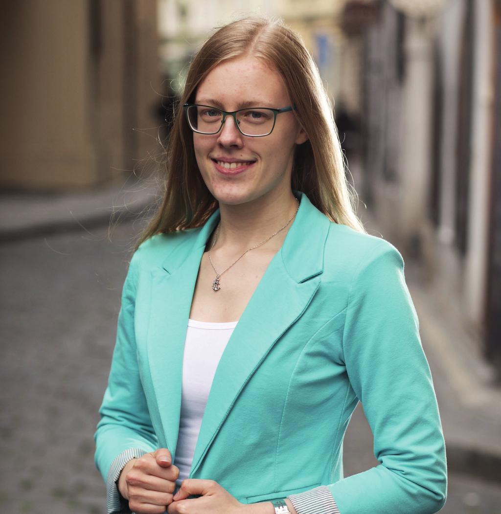 Petra Pelikánová Petra Pelikánová studentka 1.