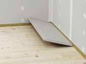 Okraj pásky, který přesahuje nad horní hranu podlahového prvku se odstraní až po pokládce podlahovin.