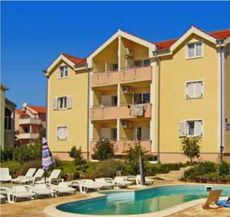 Chorvatsko Vodice - Srima APARTMÁNY DALMACIJA CENOVÝ HIT 50 m Velmi oblíbené apartmány, klidnější místo blízko pláže, vhodné pro rodiny s dětmi, výhodná cena.