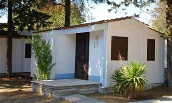 Trogir, Kaštel Štafilič OAZA SUNCA** all inclusive Šibenik, Grebaštica Vila STANKA*** Poloha: situované pri peknej pieskovo štrkovej pláži, v tichom zelenom prostredí, 900 m od centra, 6 km od mesta