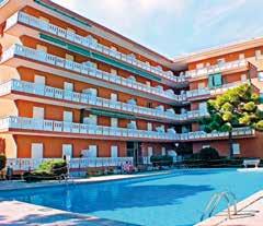 Niektoré apartmány majú klimatizáciu (nie je v cene 25 /týždeň) Typ G3 - obývacia izba s kuchynským kútom, dvojlôžkovým rozkladacím gaučom a samostatným lôžkom, kúpeľňa. Max. 3 os.