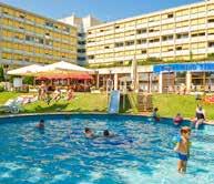 Balatón, Tihany CLUB HOTEL TIHANY*** Poloha: priamo pri brehu jazera, v uzavretom areáli s krásnou parkovou úpravou.