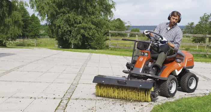 FOUKAČE A POSEZÓNNÍ NABÍDKA (KŘOVINOŘEZY, SEKAČKY,