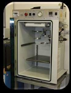 Oddělení prototypových technologií a procesů MK - Mini Technologie vakuového lití Vakuový licí systém firmy MK pro Rapid Prototyping a Rapid Tooling.