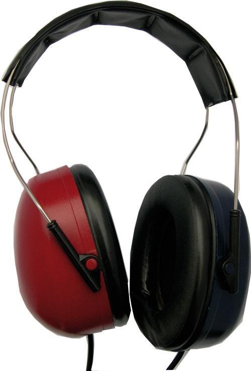 Audiometrická sluchátka Sluchátka (Obrázek 5.7) Telephonics THD-39P jsou speciálně navržená sluchátka na audiometrické vyšetření. Jsou vsazeny do náušníků Peltor, které slouží k ochraně sluchu.