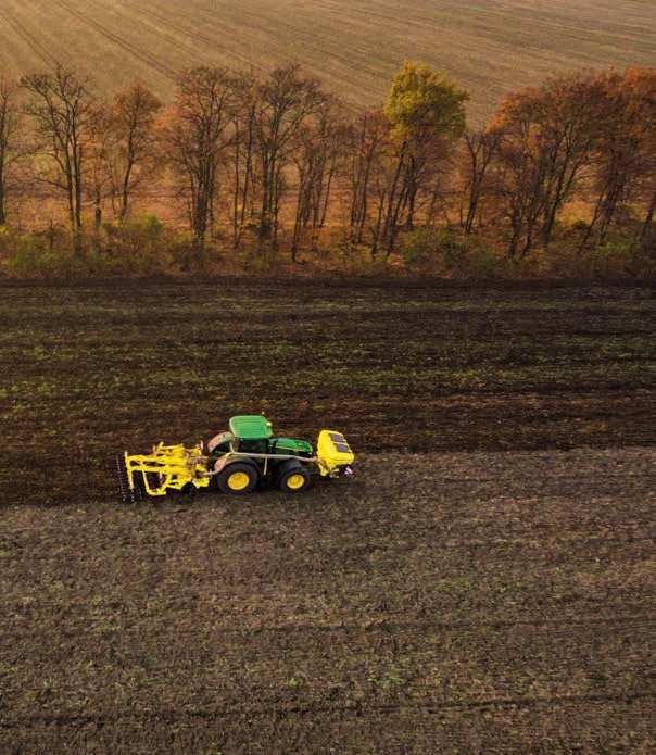 ferti box Zásobník na hnojivo setí a hnojení bednar produkty nám vhodne zapadajú do našej technológie spracovania pôdy. naša spoločnosť disponuje 11 000 ha v okruhu 50 km.