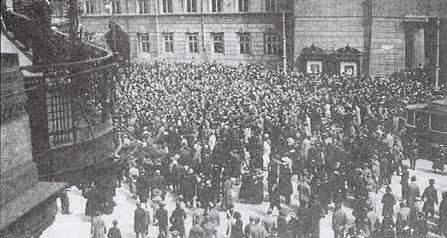 24 Život na Jižním Městě Příběhy zajímavých pamětníků Stoletá ozvěna: Česká samostatnost, národní přísaha Vítězný tým ze ZŠ Květnového vítězství V tomto školním roce jsme již podruhé byli partnery ve