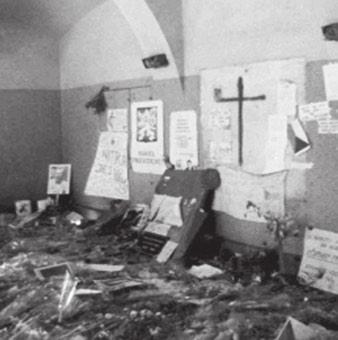 Takzvaná Sametová revoluce si poprvé vypila svůj pohár hořkosti, když oslavila své výročí poprvé mimo slavné podloubí. To bylo radosti!