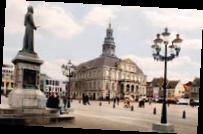 15,00 Jedna hodina volného času v centru města Odjezd v 16.00 Sevenum 17.30 Příjezd na "Schatberg" 3. Den v Maastrichtu. (Nizozemsko) 36.00 09.