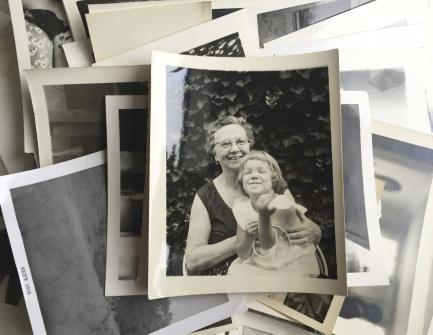 5. Význam aktivizace v pečovatelství Autoři: Mgr. Barbora Hanusová, Soňa Ryšávková, 3. S Termín aktivizace se objevuje v psychologii, sociální práci a dalších odvětvích lidského konání.