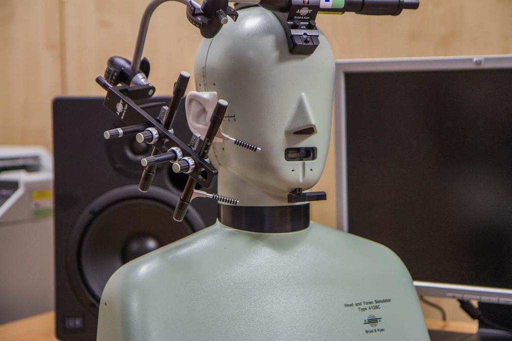 Laboratory of Data Transmission (instruction in data communication and research in data transmission, modulation methods and error-protection codes, esp.